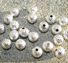 Stardust metallpärlor 6mm ljus silver 20 stycken