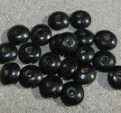 Träpärlor donuts 14mm svarta
