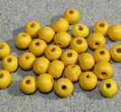 Träpärlor runda 8mm solgula 30st