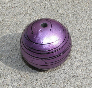Acrylpärlor - Acrylpärla randig lila 30mm