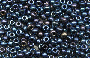 Tjeckiska glaspärlor - Seedbeads - Seedbeads tjeckiska 5mm svart iris blå