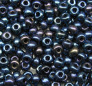 Seedbeads tjeckiska 5mm svart iris blå
