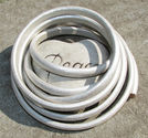 Regaliz läderrem 6x10mm pärlvit metallic 20cm
