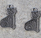 Berlocker katter 15x26mm