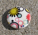 Snäckskalscoin vit blomcirklar 30mm