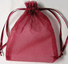 Organzapåsar enfärgade vinröda 10x12cm